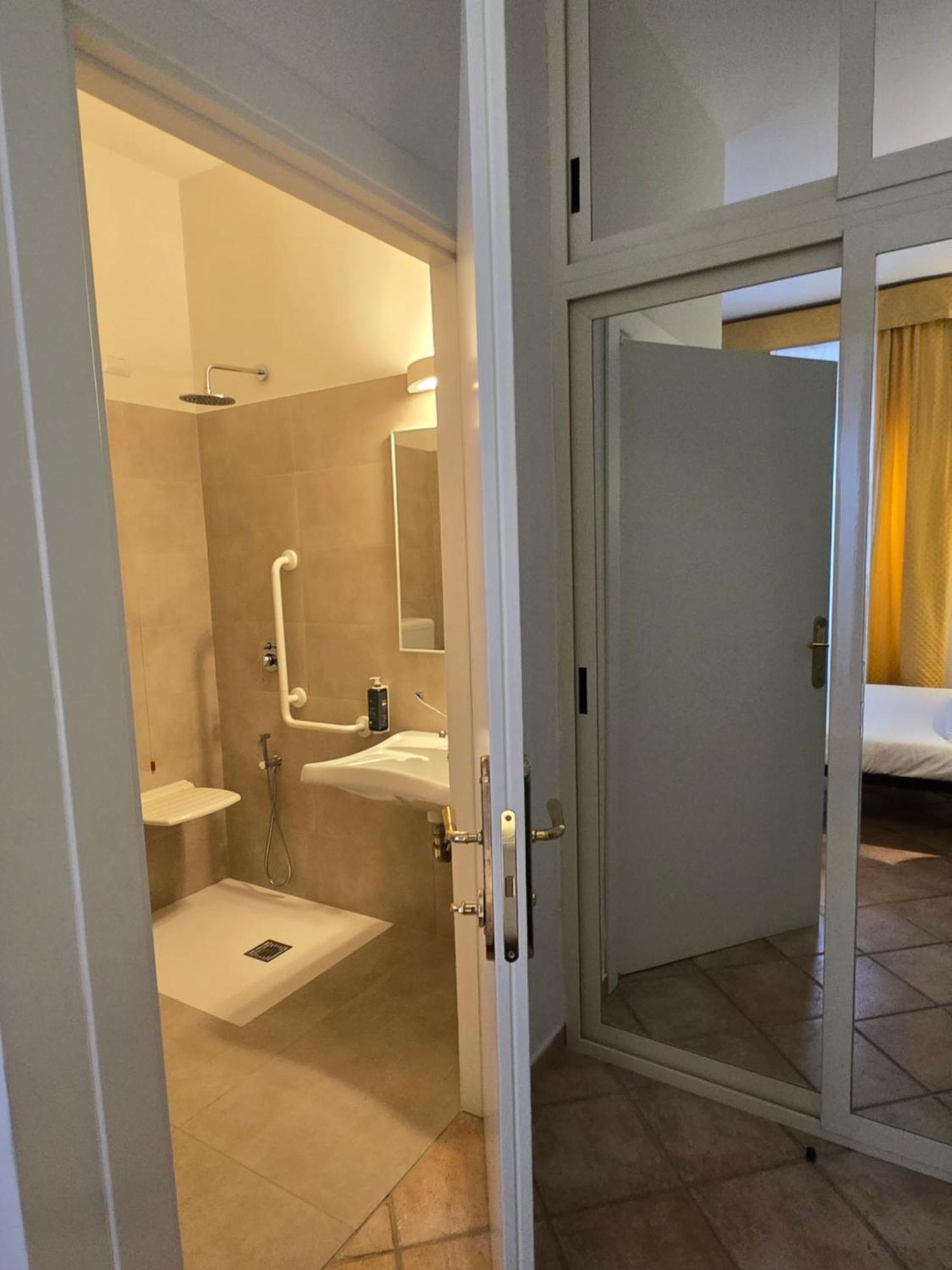 Sourire Hotel Roma Dış mekan fotoğraf